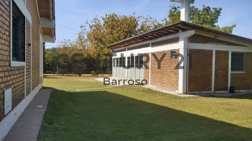 Imagen 22 de 26 de Se Vende Hermosa Casa Con Gran Terreno Lujan Perdriel