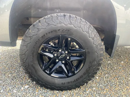 Chevrolet Silverado Z71 AT 4X4 6.2