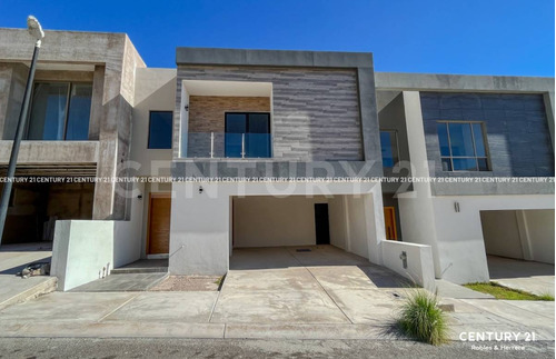 Casa En Venta Residencial Valdivia Ii Chihuahua Chihuahua