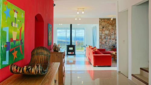 Chacra En Venta - 4 Dormitorios 4 Baños - Cocheras - 60.000mts2 - Punta Ballena, Punta Del Este