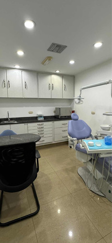 En Veta Clinica Odontólogo A En Las Delicias