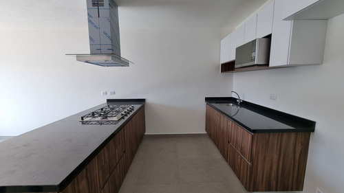 Imagen 3 de 18 de Departamento En Renta En La Vista Residencial, Queretaro