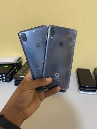 Imagen 2 de 2 de Alcatel 3v 32gb 4glte