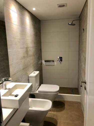 Imagen 12 de 29 de Apartamento Puerto Del Buceo Venta 3 Dormitorios Rambla Armenia Servicio Garaje X 3 Muebles
