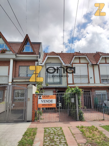 Triplex 4 Ambientes En Venta Con Cochera - Ramos Mejía 