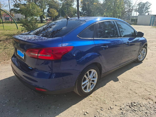 Ford Focus III 1.6 Sedan S