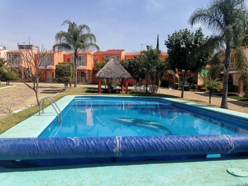Imagen 2 de 10 de Casa Sola En Venta Oaxepec