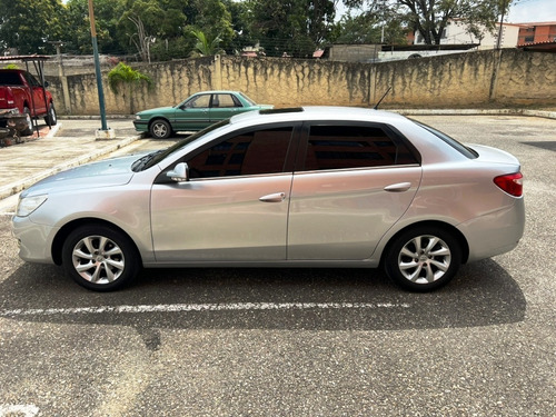 Imagen 6 de 10 de Dongfeng S30 2012 Automático