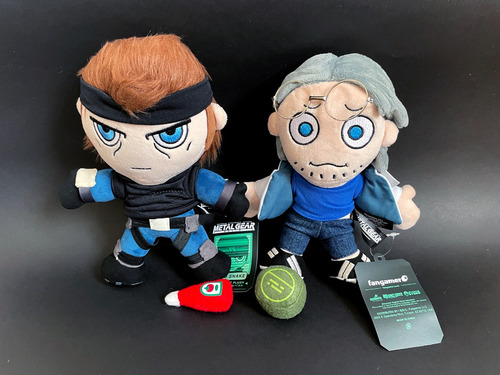 Snake And Otacon Metal Gear Plush Set
