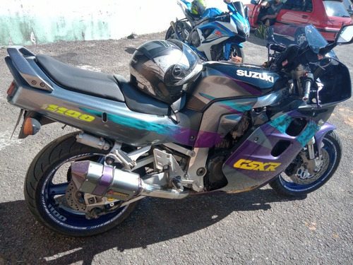 Imagem 3 de 3 de Suzuki Gsxr 1100w