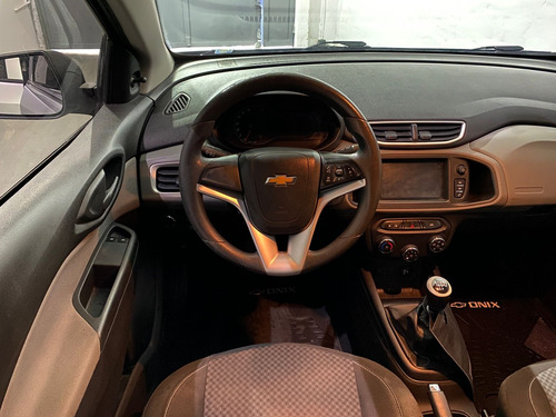 Chevrolet Onix 1.4 Lt 98cv
