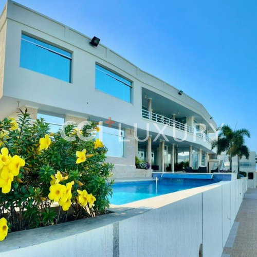 Cgi+ Luxury Lecheria Vende Hermosa Casa En La Ur. Las Villas