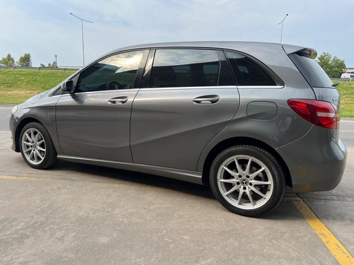 Mercedes-Benz Clase B 1.6 B200 2016 Edition 156cv