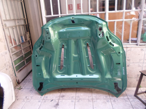 Capo Aston Martin Db12 2023 2024 (Usado)