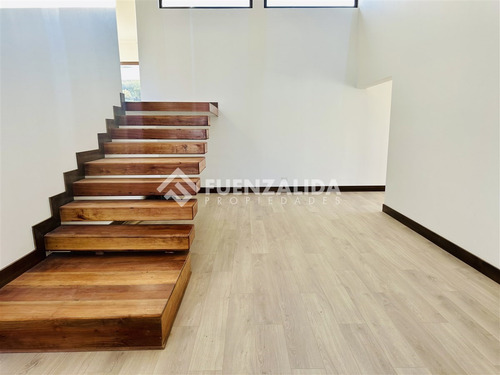 Casa Nueva En Parcela Lomas Del Puangue, Curacaví