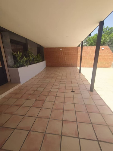 Imagen 12 de 16 de Alquiler Apartamento En El Peñon