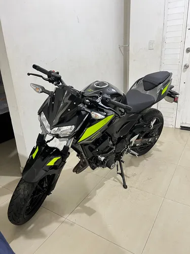 Kawasaki Z400 Casi Nueva