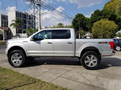 Ford Lobo
