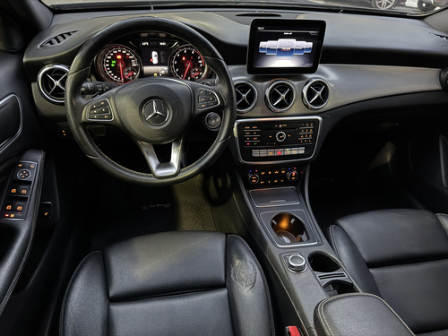 Mercedes-Benz Clase GLA 1.6 Gla200 Urban 156cv