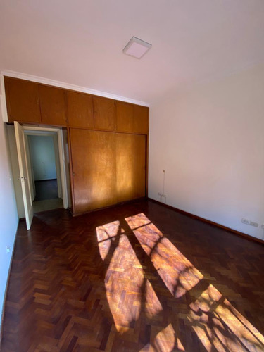 Casa Uso Profesional En Alquiler Lourdes