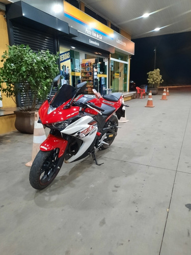 Imagem 1 de 15 de Yamaha Yzf R3