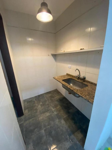 Local En Venta Ubicado En Almagro, Capital Federal, Buenos Aires