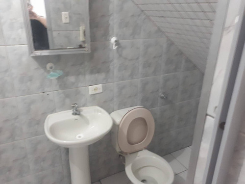 Imagem 10 de 10 de Casa Muito Bem Localizada !!! - 107