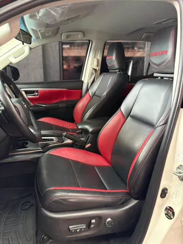 Toyota Fortuner 2022 Legender