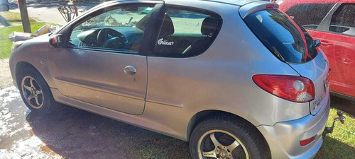 Peugeot 207 2011 1.4 Xs