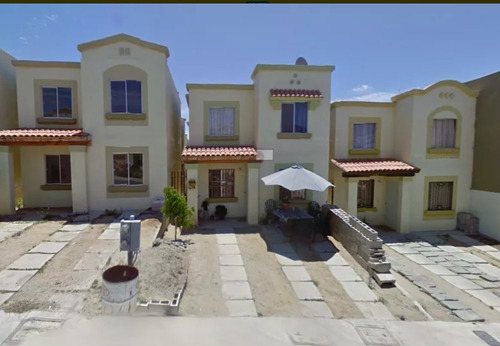 Casa En Remate Bancario En Nogal , Villa Residencial Del Prado , Ensenada , Baja California , Ngc