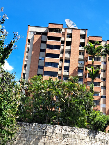 Venta Excelente Apartamento Los Naranjos Con Pozo