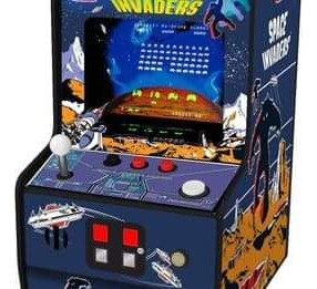 Maquina Arcade Space Invaders Coleccionable De 6.75 Pulgadas