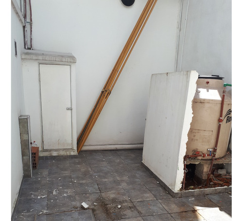 Local Reciclado A Nuevo En Zona Comercial Atalaya (casanova / Castillo / Luzuriaga) Toma Permuta Mayor O Menor Valor, Ideal Almacen, Fiambreria, Kiosko, Granja, Estetica, Barberia, Consultorio, Etc.