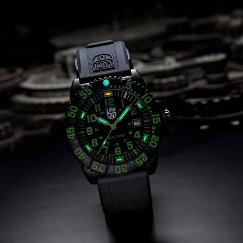 Reloj De Pulsera Luminox Para Hombre Negro X2.2067 Bisel Verde