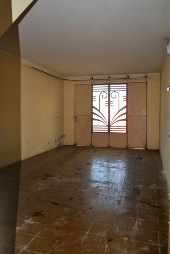 Imagen 9 de 11 de Venta Casa 3 Dormitorios.zona Centro