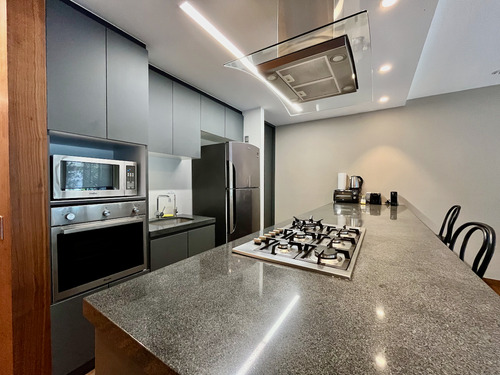 Renta Departamento En Polanco, Esquina Masaryk