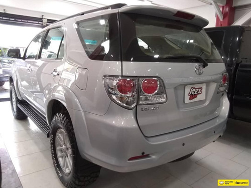 Toyota Fortuner 4x4