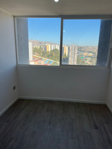 Arriendo Depa 1d1b Año Corrido Sin Muebles Gran Conectividad