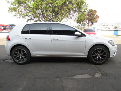 Imagen 4 de 15 de Volkswagen Golf 2019 1.4