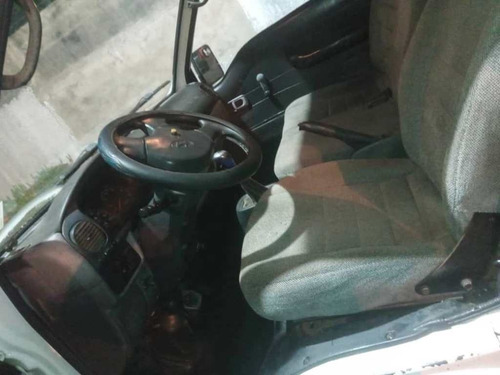 Imagen 5 de 10 de Camion Cava Hyundai H100 4x2 - Automatica