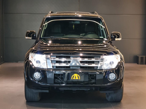 Mitsubishi Pajero Full HPE Full 3.2 4x4 T.I.Diesel 5p Automático.