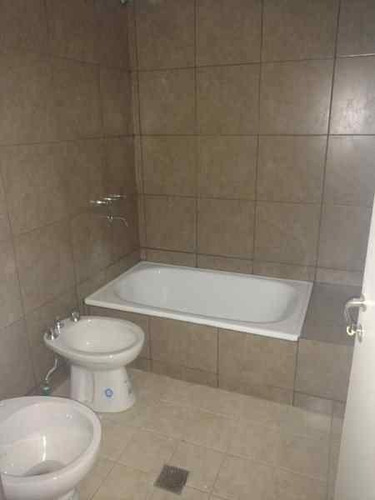 Departamento En Nueva Córdoba 2 Dormitorios , Planta Baja Con Patio , Posibilidad De Pileta