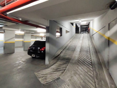 Imagen 3 de 7 de Venta De Estacionamiento En Nuñez