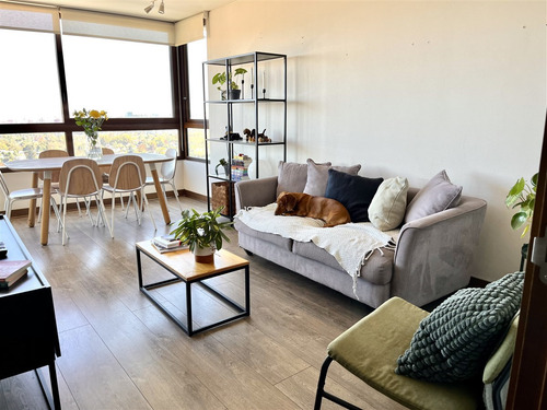 Departamento En Arriendo De 2 Dorm. En Las Condes