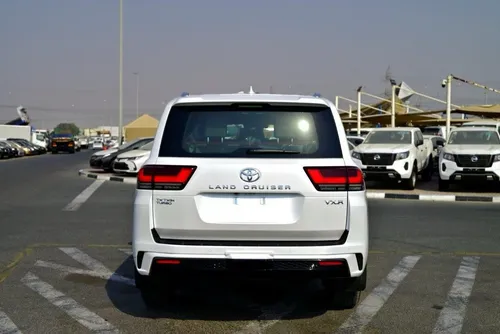 Toyota Lc300 Vxr 2024 Arabe Diesel 0 Km Motor 3.3 Twin Turbo