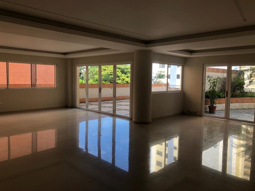 Imagen 3 de 10 de Apartamento En La Urbanización La Trigaleña, Residencias Barbara Palace Abraham Rojas