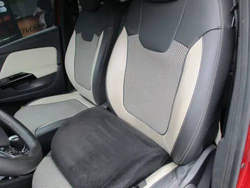 Renault Captur INTENS 4X2 2000CC AT AA