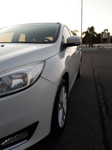 Ford Focus Iii 2.0 2015 Se 5 Puertas