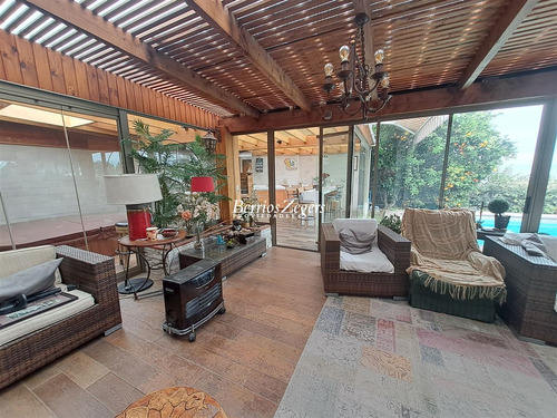 Casa Venta De 4 Dorm., Condominio, Wenlock School Las Condes