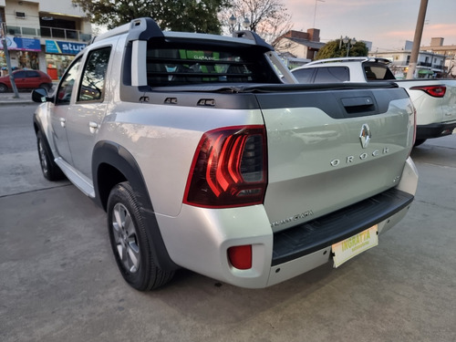 Renault Duster Oroch 2.0 Outsider Plus